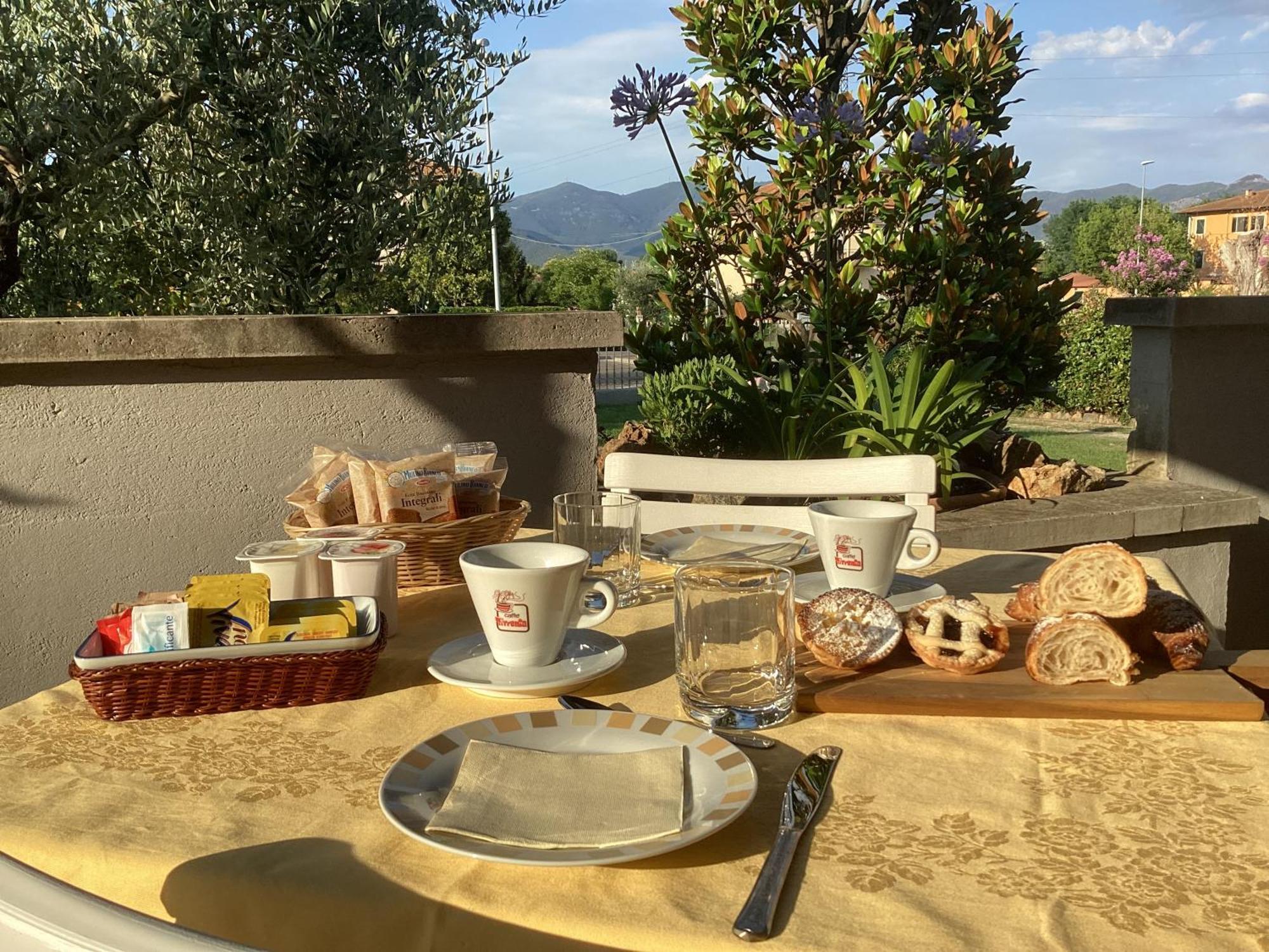 Villa Orsini - A Retreat In Pisa - Food And Relax Exterior foto